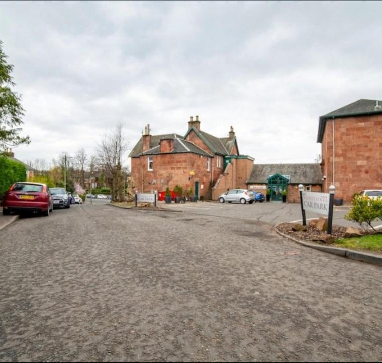 The Redstones Hotel & Restaurant East Kilbride Exterior foto